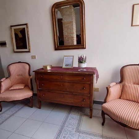 Crilo Pisa Apartment ภายนอก รูปภาพ