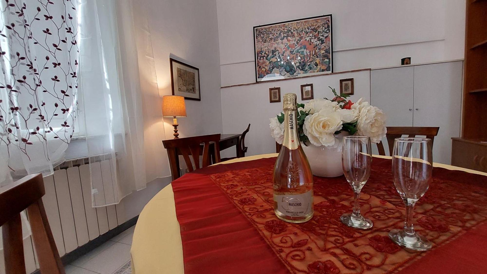 Crilo Pisa Apartment ภายนอก รูปภาพ