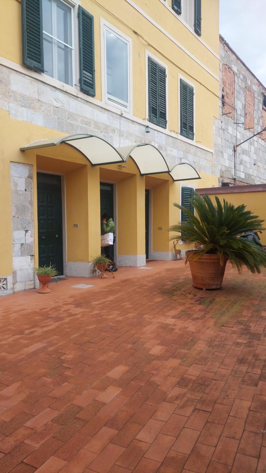 Crilo Pisa Apartment ภายนอก รูปภาพ